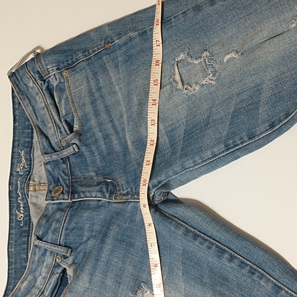 American Eagle skinny destressed womens jeans Size 4 - Picture 5 of 9